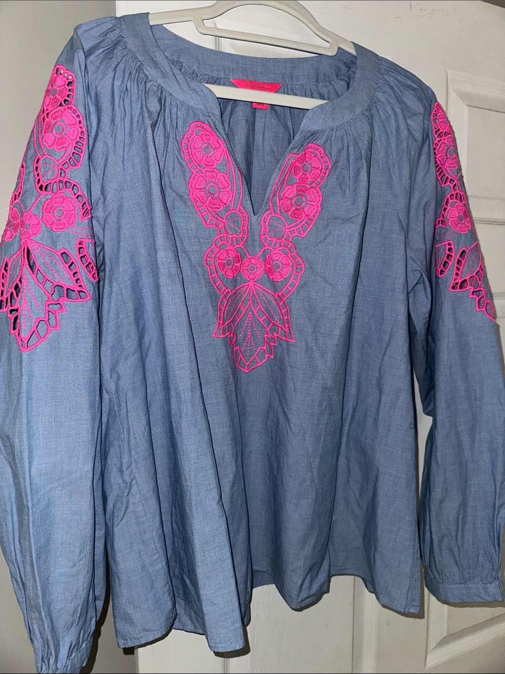 Wore once! Lilly Pulitzer Amabella Top w/ Hot Pink Embroidery